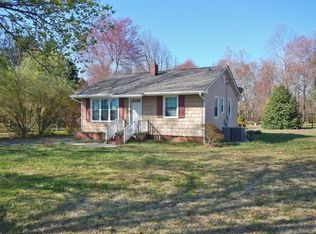5301 Williard Rd, Oak Ridge, NC 27310