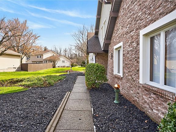 2nd image of 30 Silver Ridge Dr