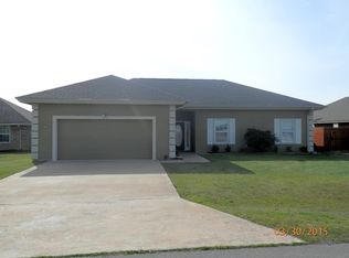 116 Arapaho St, Geronimo, OK 73543