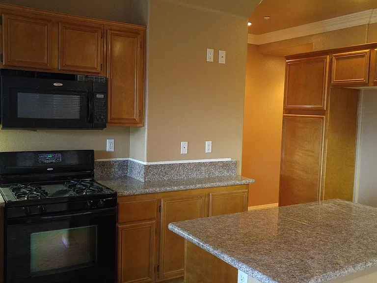 27887 Cactus Ave #B — Photo 1
