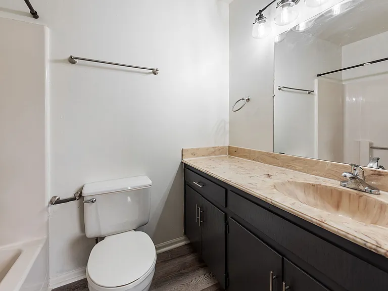 7009 N Chas Dr — Photo 16