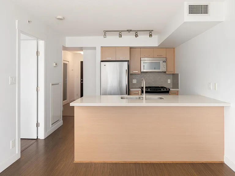 8033 Saba Rd #607 — Photo 6