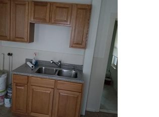 6 Douglas Ct #1, Worcester, MA 01603