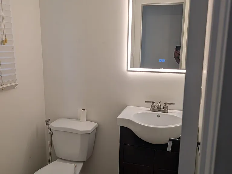 25 Erica Cres #28 — Photo 2