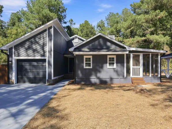 135 Eulon Loop, Raeford, NC 28376