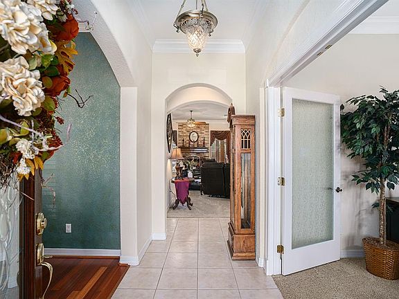4th image of 58 Northwood Ct