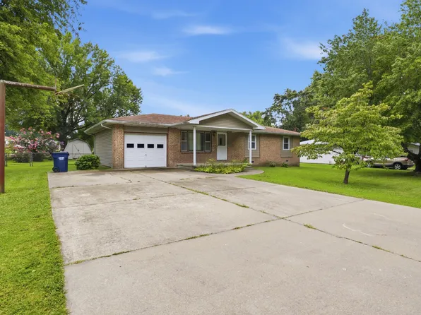 414 W Cooper Street, Buffalo, MO 65622
