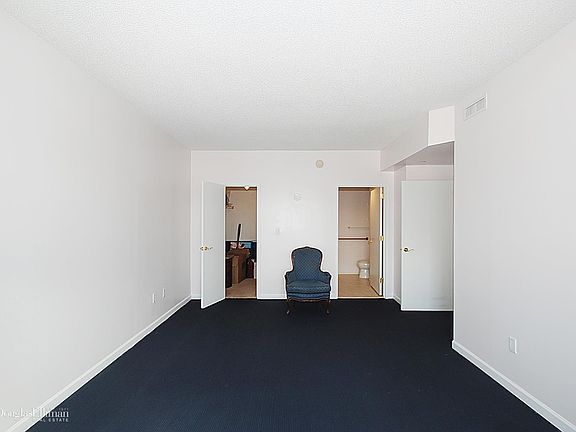 5th image of 242 Maple Ave APT 312
