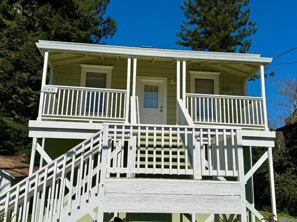 16451 4th Street, Guerneville, CA 95446