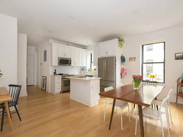 61 Eastern Pkwy APT 4D, Brooklyn, NY 11238