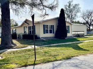 220 N Locust St, Carson, IA 51525