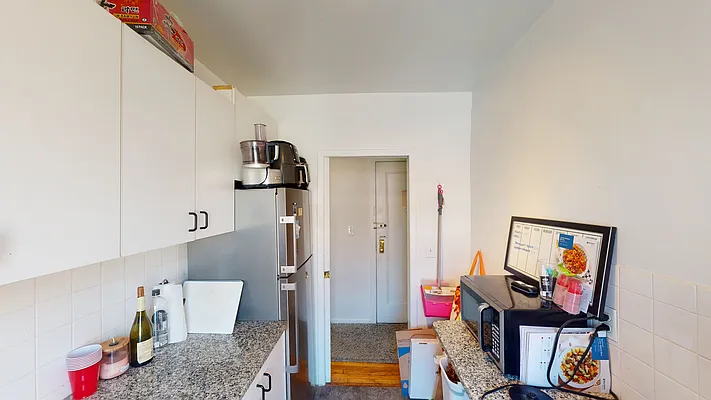 Rented by Emor Management Inc. | media 31