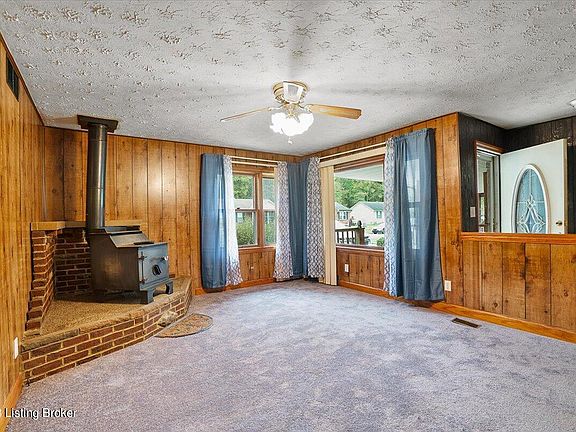 3rd image of 9313 Sissone Dr