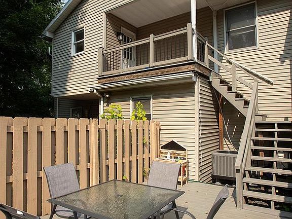 4th image of 6250 Haydon Ct