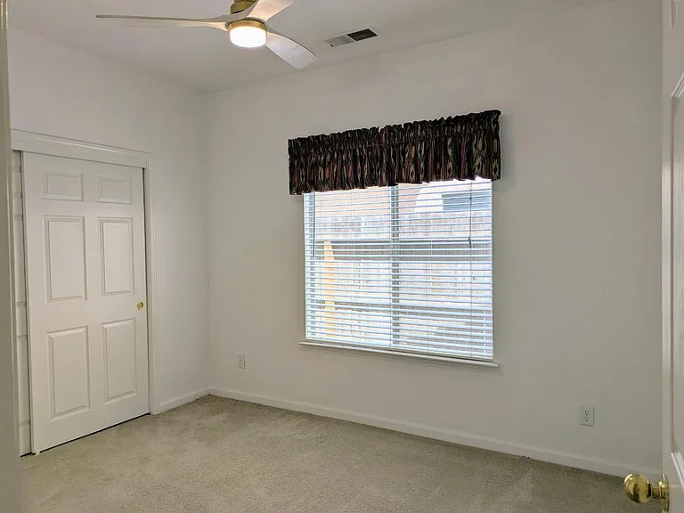 3462 Shaft St — Photo 11