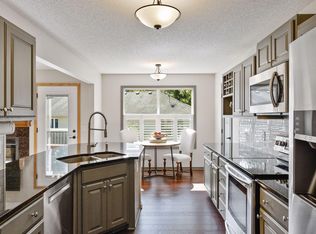 4543 Manchester Rd, Mound, MN 55364