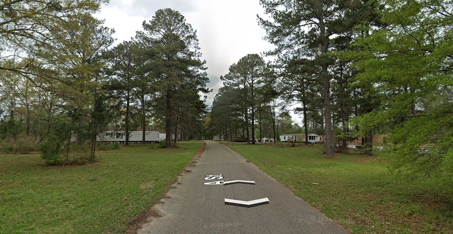 3 bed, 1200 sqft, $800 — Photo 2