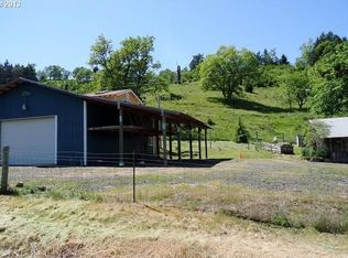 8784 Roberts Creek Rd, Roseburg, OR 97470