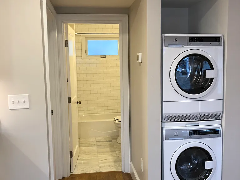28 Brimmer St #2 — Photo 7