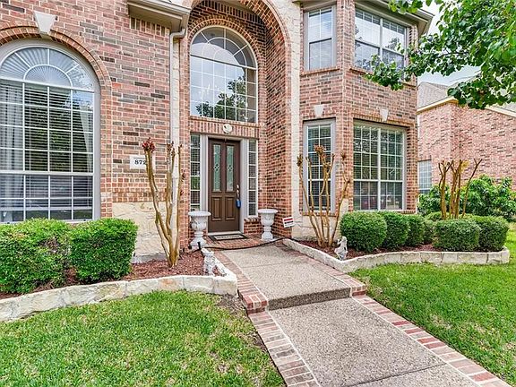 3rd image of 8724 Mandevilla Dr