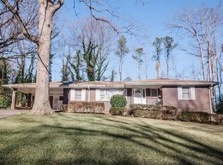 298 Dogwood Ln, Lawrenceville, GA 30046