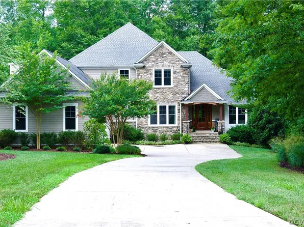 7300 Crush Ct, New Kent, VA 23124