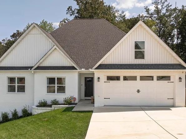 623 Sunset Valley Dr, Soddy Daisy, TN 37379