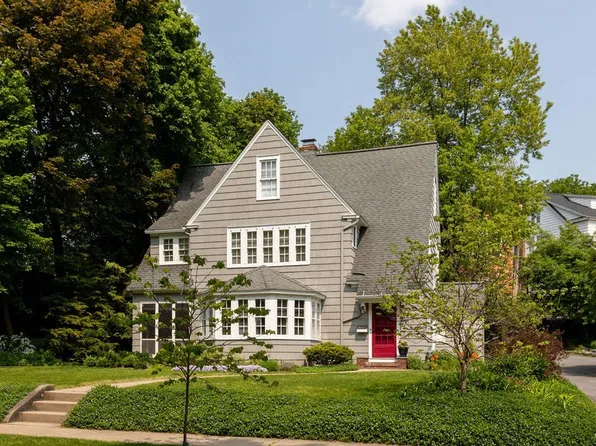 107 Circle Rd, Syracuse, NY 13210