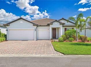 16141 Herons View Dr, Alva, FL 33920