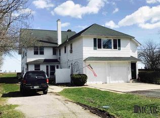 13816 Lake Dr, Monroe, MI 48161