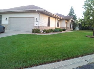 15061 Derby Cir, Rosemount, MN 55068