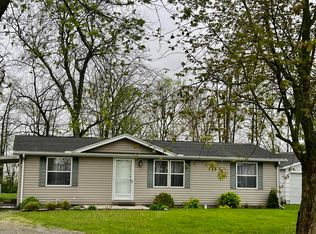 11823 Sunview Ave, Lakeview, OH 43331