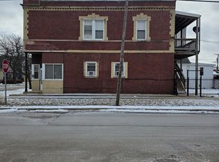402 S 12th Ave, Maywood, IL