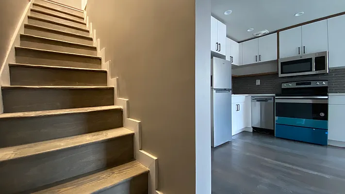 Rented by Nooklyn NYC LLC | media 54