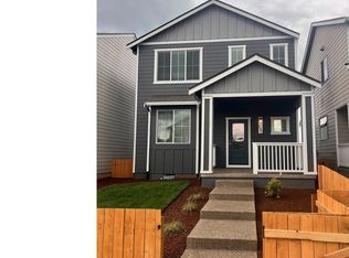 1285 Parkside Ave, Woodburn, OR 97071