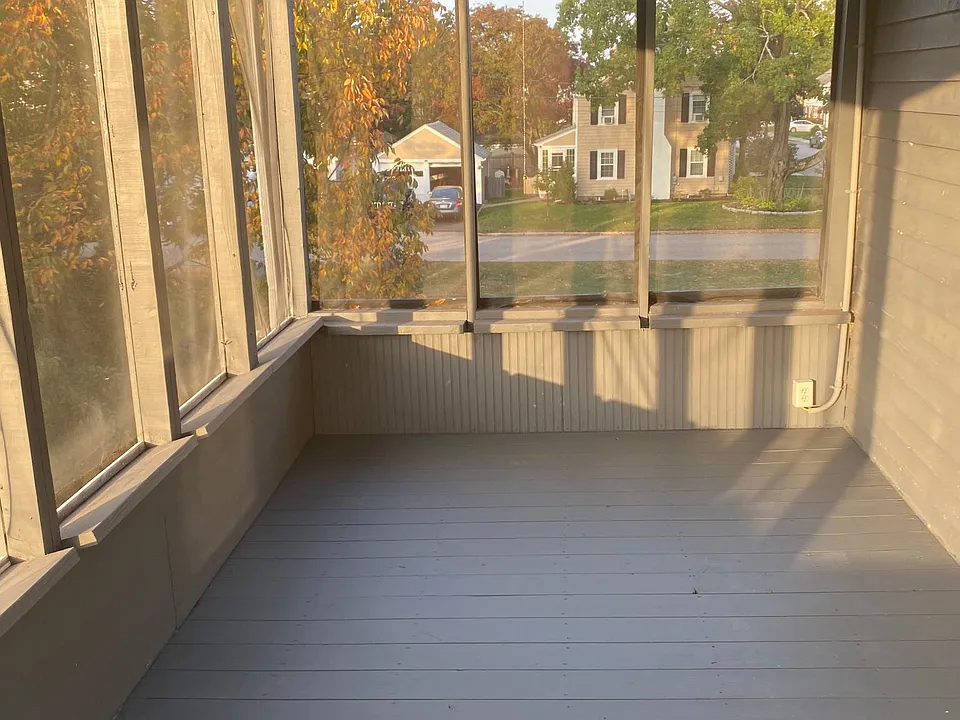 Screened in Patio