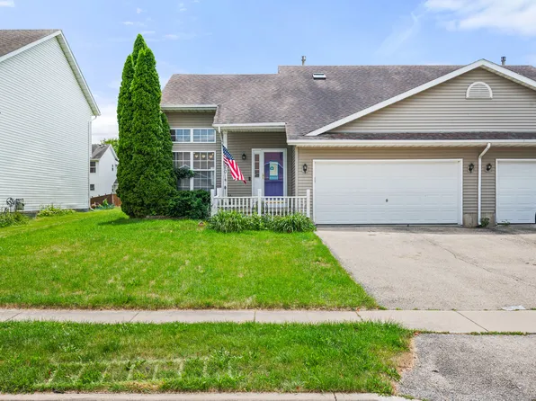 720 Hawthorne Ln, Genoa, IL 60135