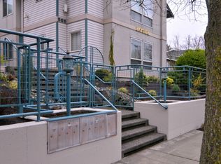 323 3rd Ave N APT 104, Edmonds, WA 98020