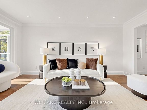 4th image of 82 Barrington Cres