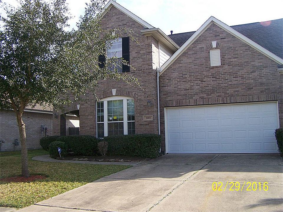 1st image of 7019 Chatham Lake Ln