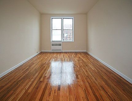 5th image of 13955 35th Ave APT 5H