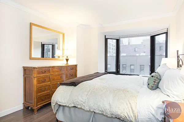 Rented by Plaza Real Estate Group | media 39