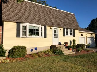 7 Joey Rd, Merrimack, NH 03054