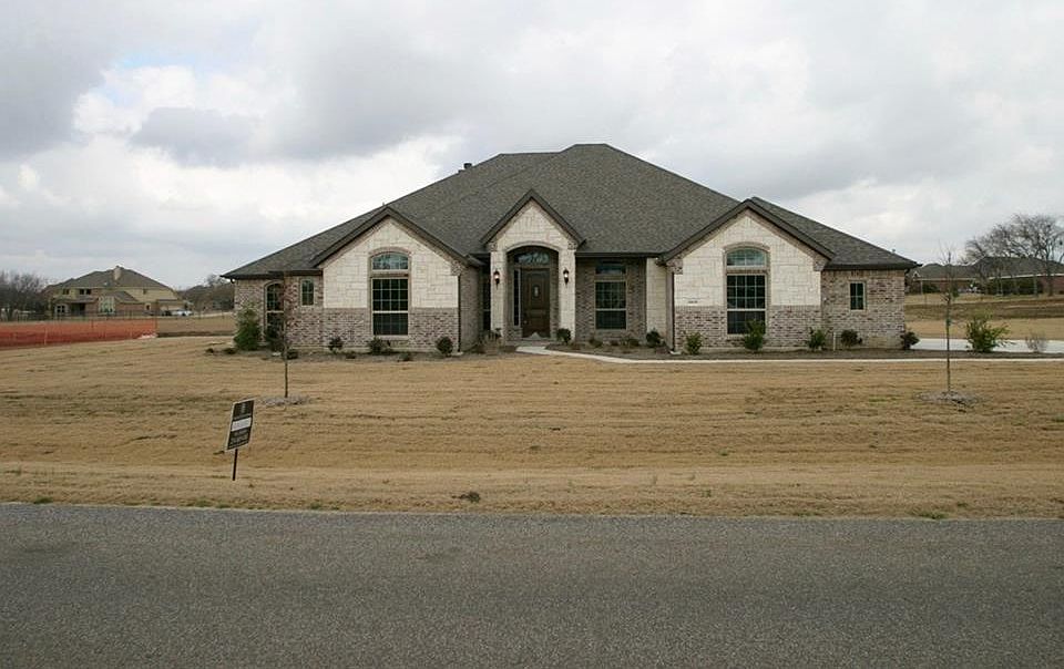 1st image of 2830 Wildwood Ln