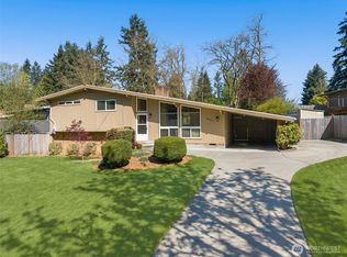 6462 NE 153rd St, Kenmore, WA 98028