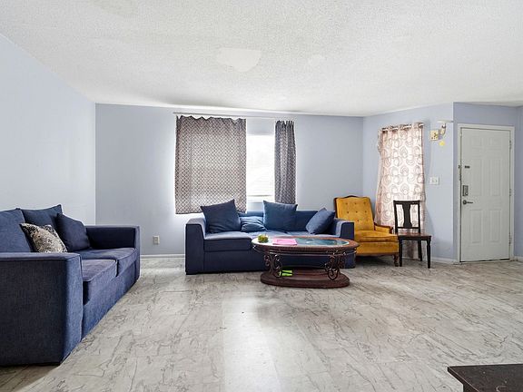 5th image of 2000 Greens Blvd. #10D