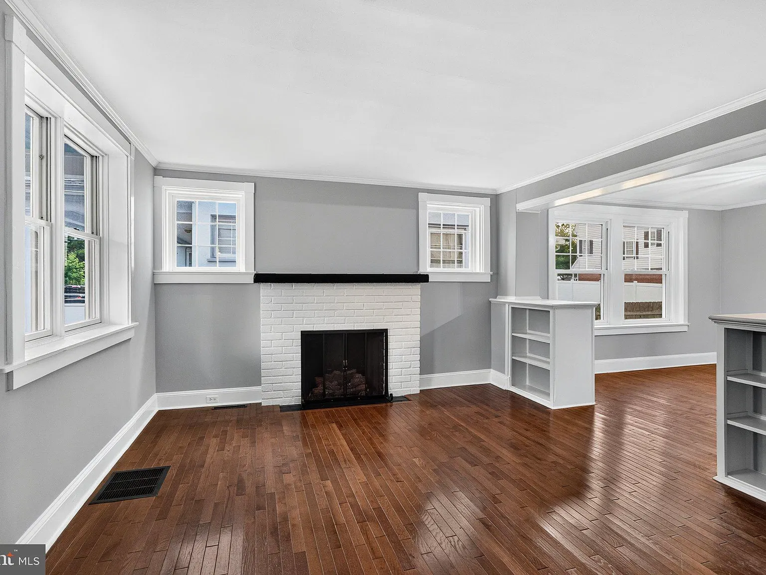 3 bed, 2.5 bath, 1478 sqft, $3,295 — Photo 4