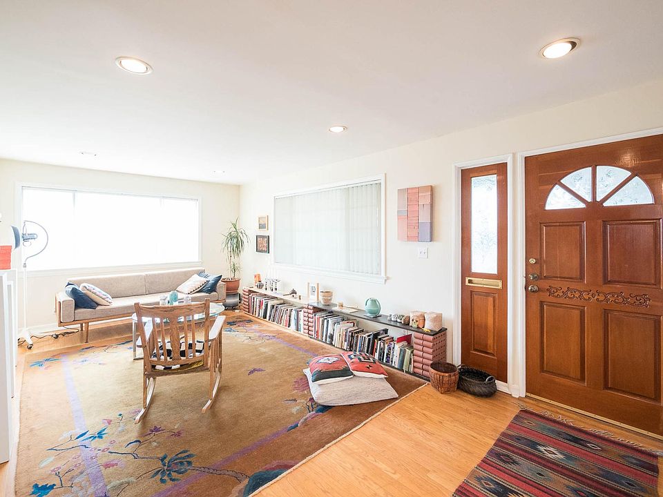 1st image of 4026 Cumberland Ave