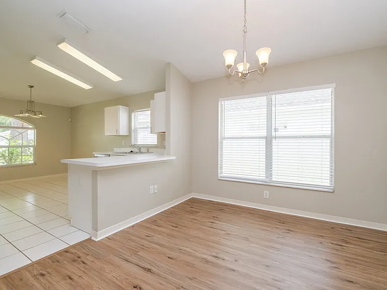 9339 Hidden Water Cir — Photo 5