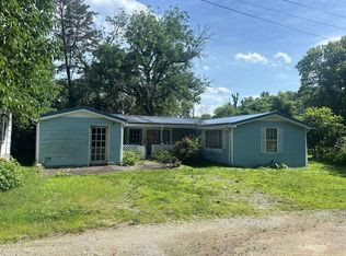 31 Hosta Ln, Rossville, GA 30741